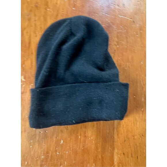 Black fleece-lined beanie with flower OS - Picture 3 of 3